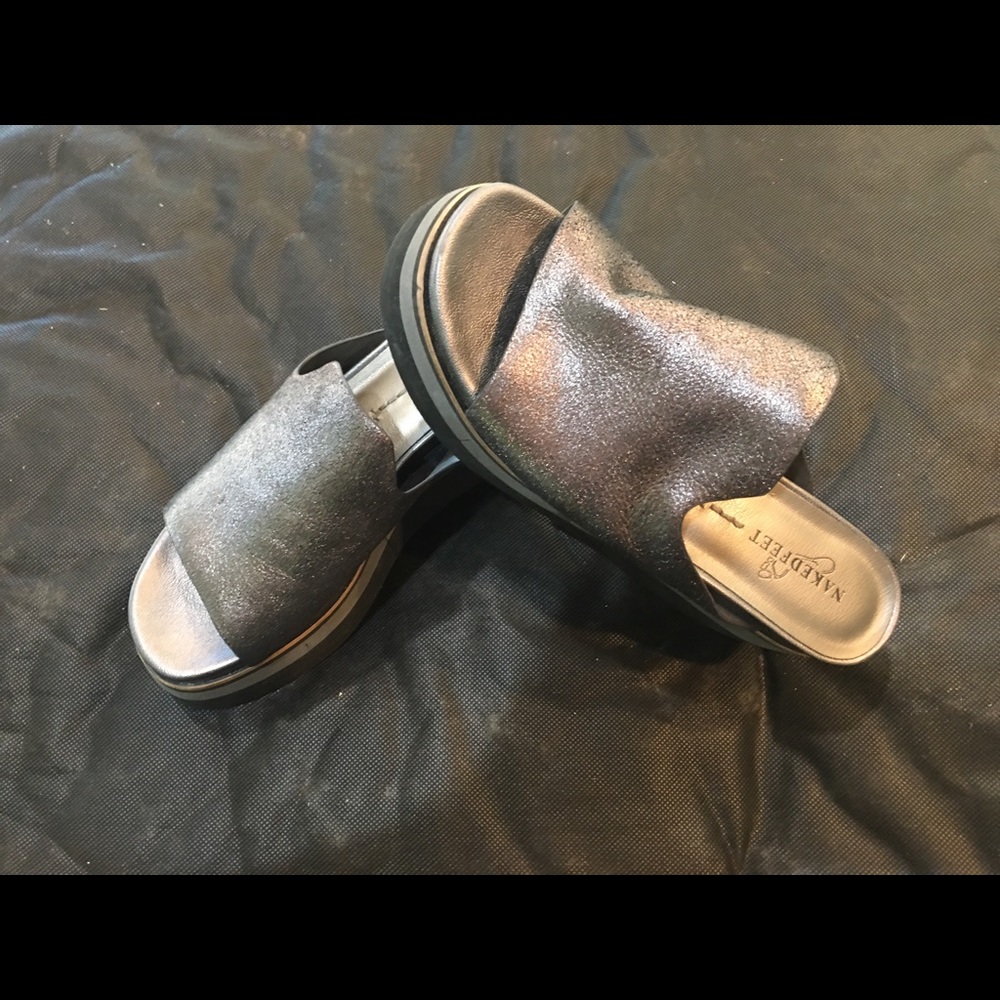 Size 8 naked feet sandals